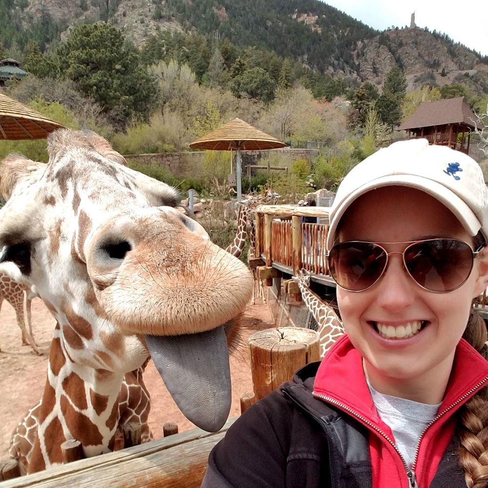 Meet your Posher, Arielle